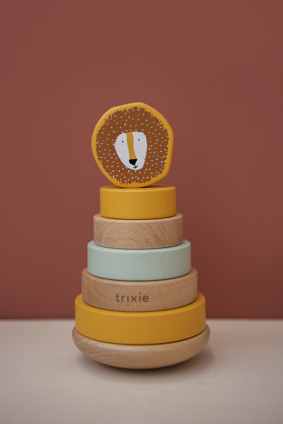 Trixie - Drvena igračka za slaganje lav